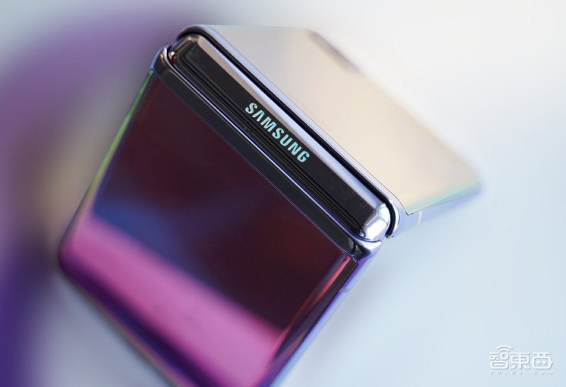 拍照性能炸裂!一亿像素百倍变焦“拍太空”,三星新机皇S20系列和折叠屏小弟来了