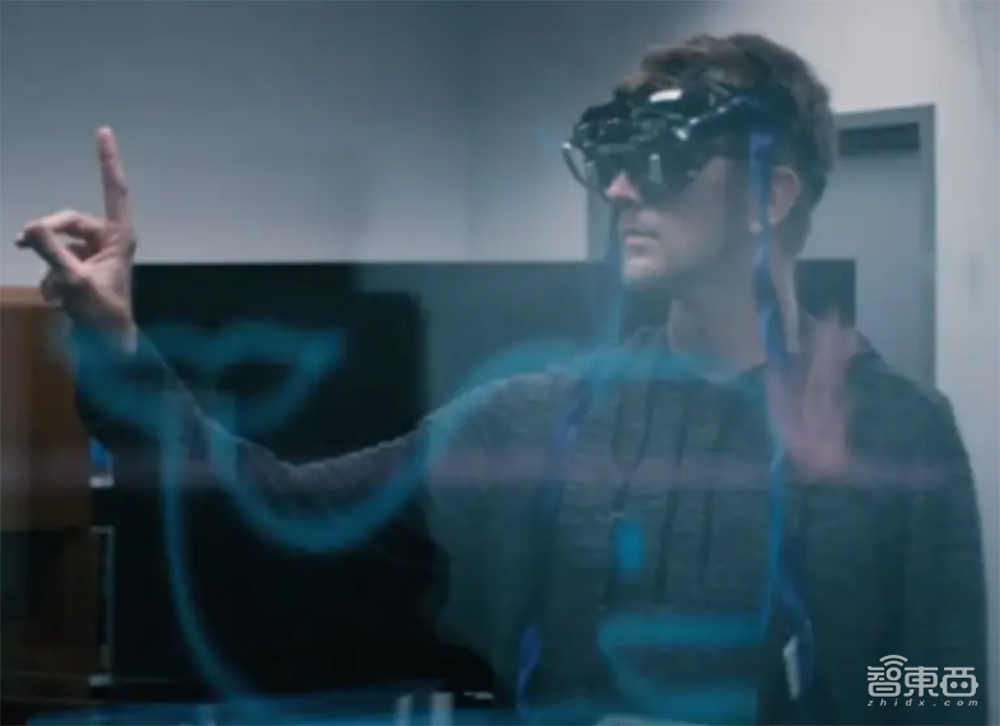 微软AR头显业务遇困:超百人离职,核心高管出走,叫停XR硬件项目