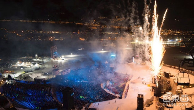 智东西晚报:Apple Pay国内今正式上线 乐视阿斯顿马丁合资造车