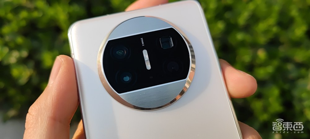 华为Mate X3折叠屏深度体验:厚重成为过去式,大屏软硬件体验再上新台阶