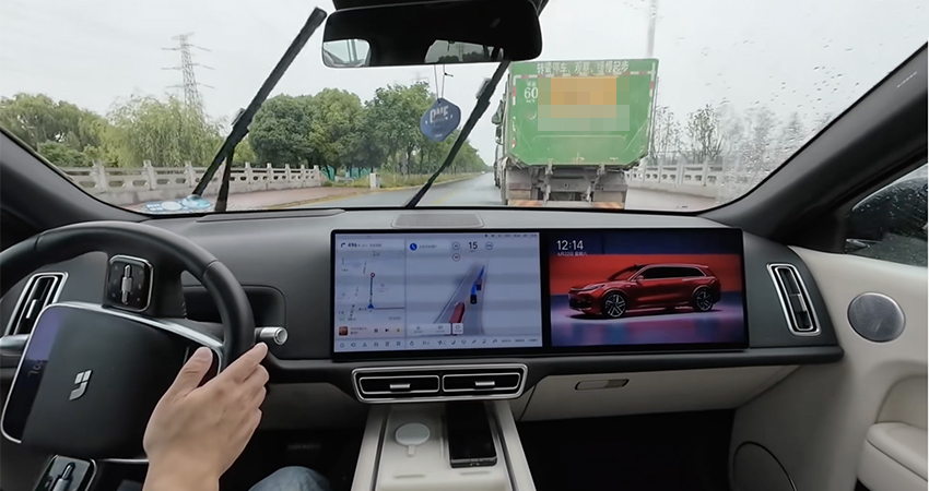 理想甩出全程端到端，猛追华为！3篇论文看懂李想的野心