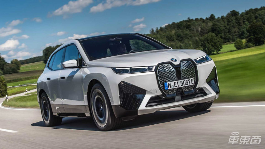 外媒首试宝马iX:搭载最新三电技术与车机,能直接叫板特斯拉Model X吗?