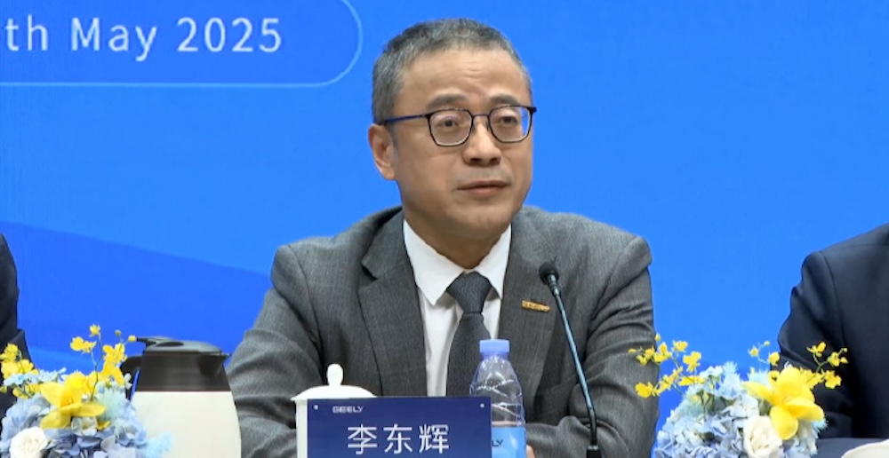 吉利三位核心高管调整!揭秘极氪私有化真相,公布三大合并目标