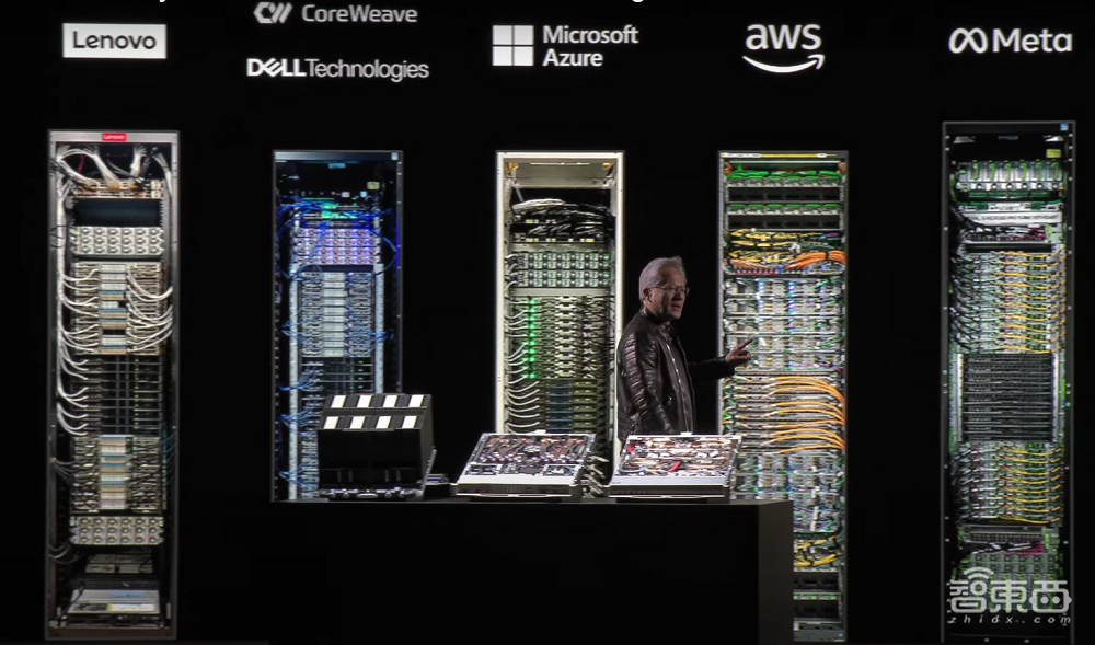 900倍性能飙涨！英伟达放出算力猛兽，黄仁勋GTC现场开炮，拿下DeepSeek推理世界纪录