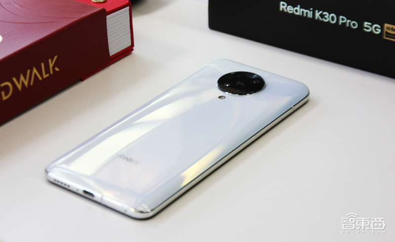 “显微镜”也能放上手机，没有高刷的红米K30 Pro算不算旗舰？