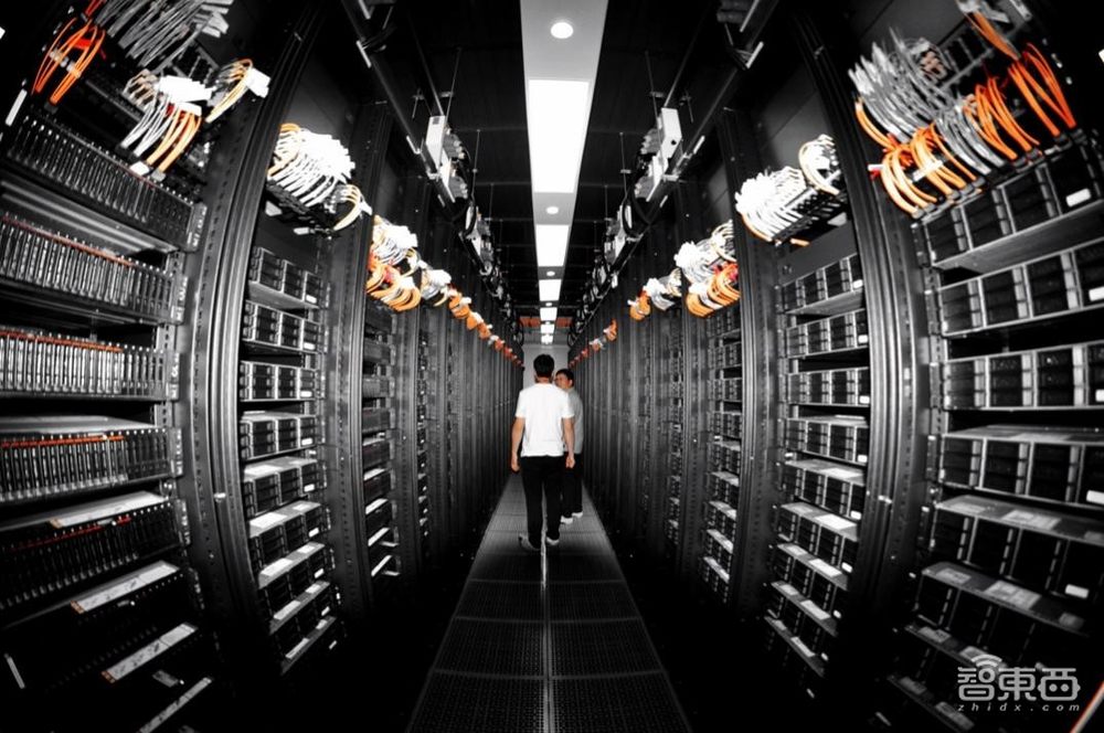 京东云的春晚日记：691亿次红包互动背后，一个“变形金钢”锻造而生