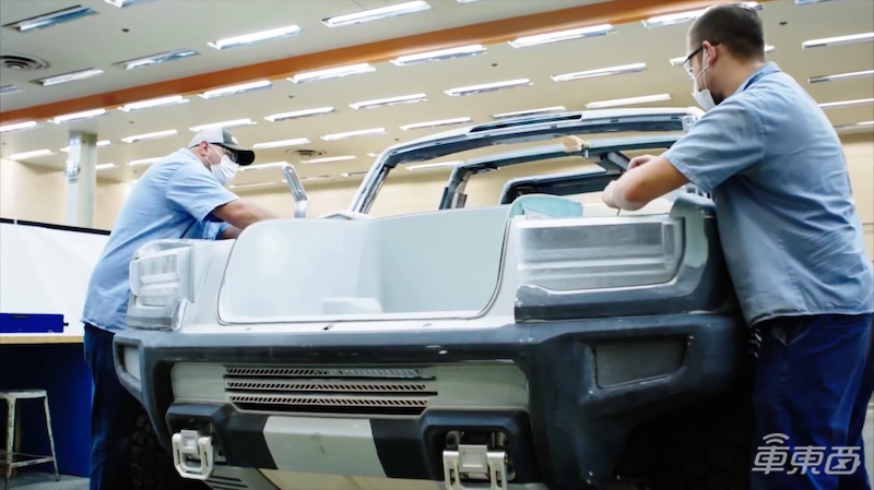 悍马纯电版原型车外观曝光！将分皮卡和SUV两种车型，3秒破百