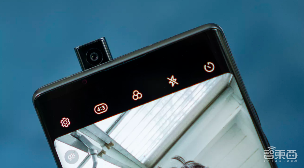 全球又一手机玩家谢幕?LG五年亏损45亿美元,卷轴屏也难救