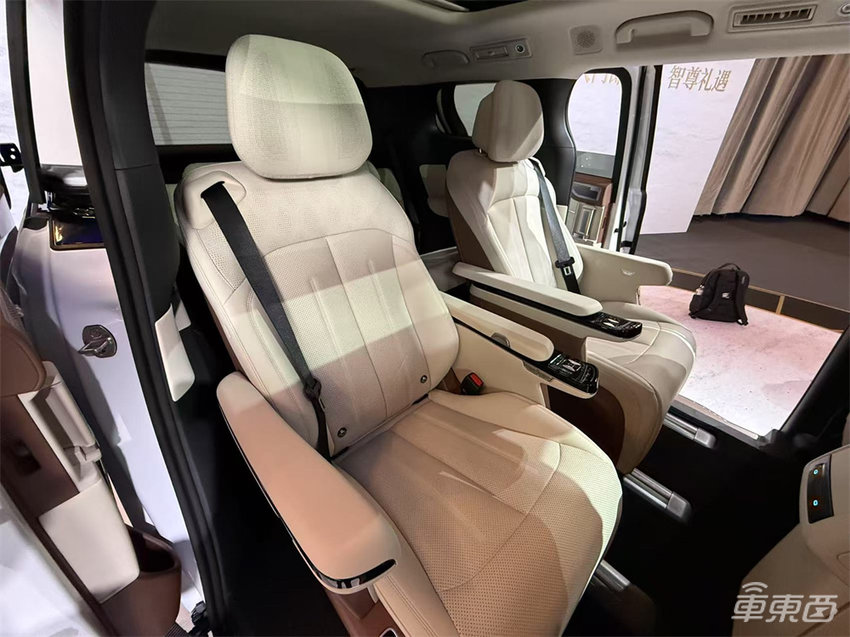 比亚迪夏24.98万起售！标配高阶智驾，续航破1000公里