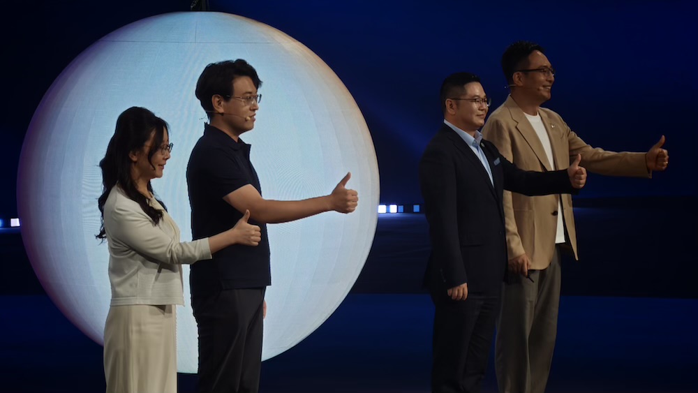 先有AI后有车！赛豆科技AI汽车品牌AIVA及概念车亮相
