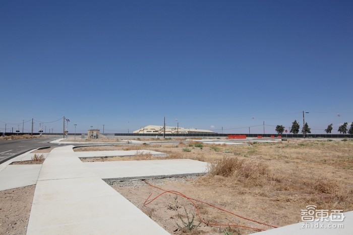 探访Waymo无人驾驶测试场和模拟中心 看看它是如何测试汽车的