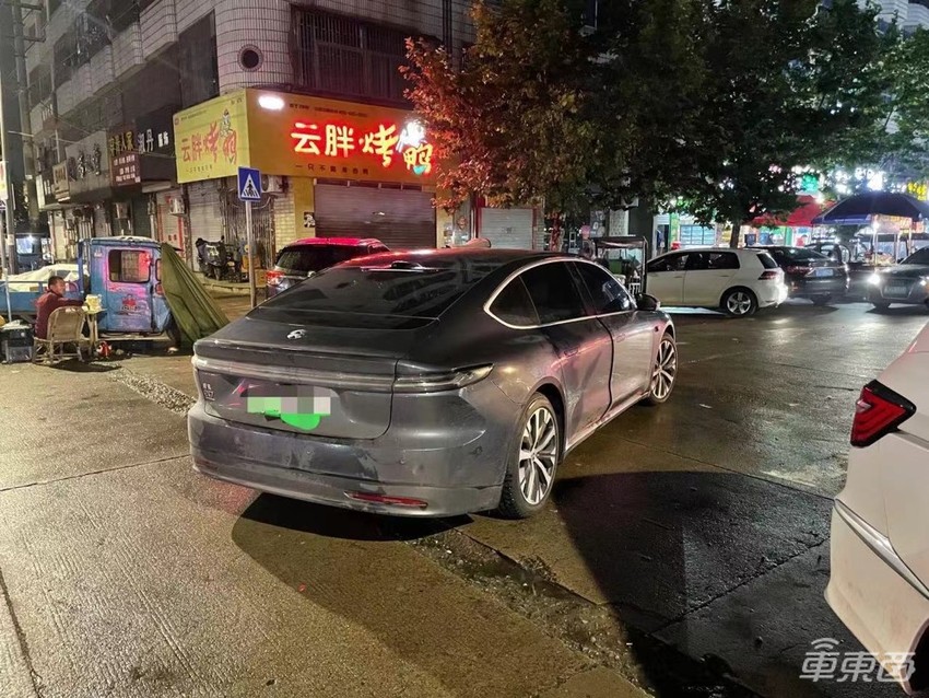 蔚来ET7深陷质量泥潭:车主频繁吐槽,还有人提车当天趴窝