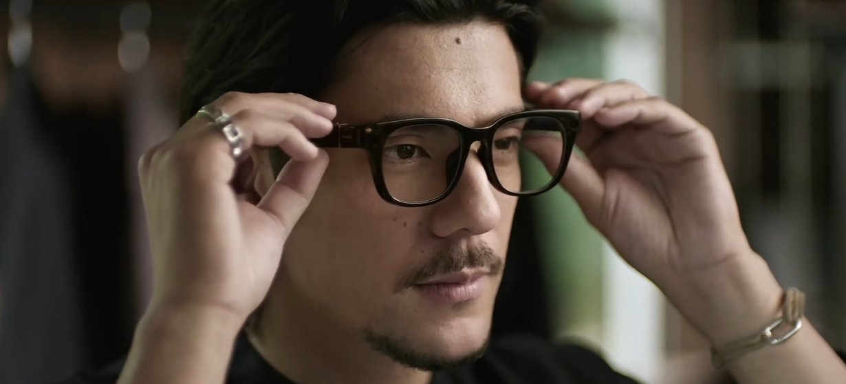 1999,小米AI眼镜“交个朋友”