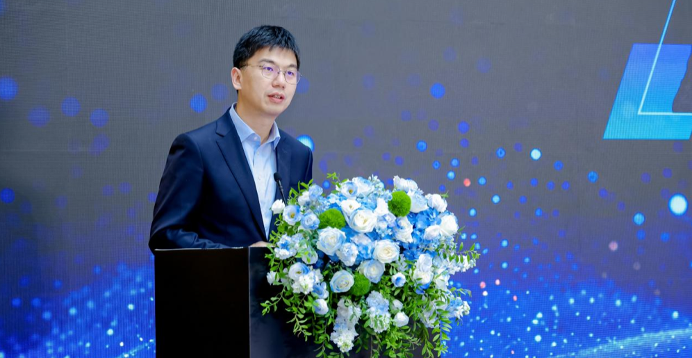 商汤大装置WAIC发成绩单:日均Token破2.4万亿,预计2026全年实现25倍增长