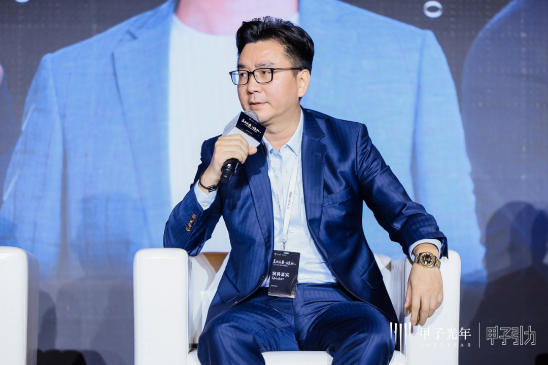 70余位大咖激辯AI下半場(chǎng)生存法則，「2025甲子引力年終盛典」圓滿落幕