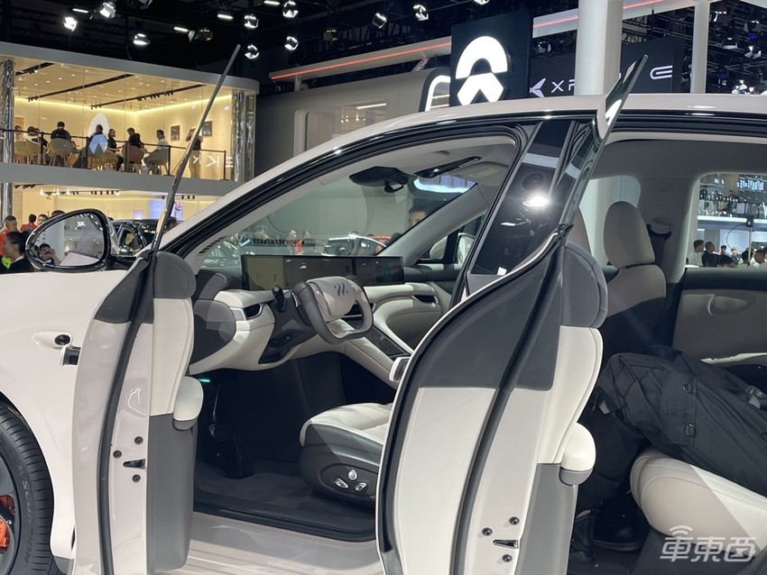 成都车展首日：比亚迪长城正面过招，合资车企且战且退