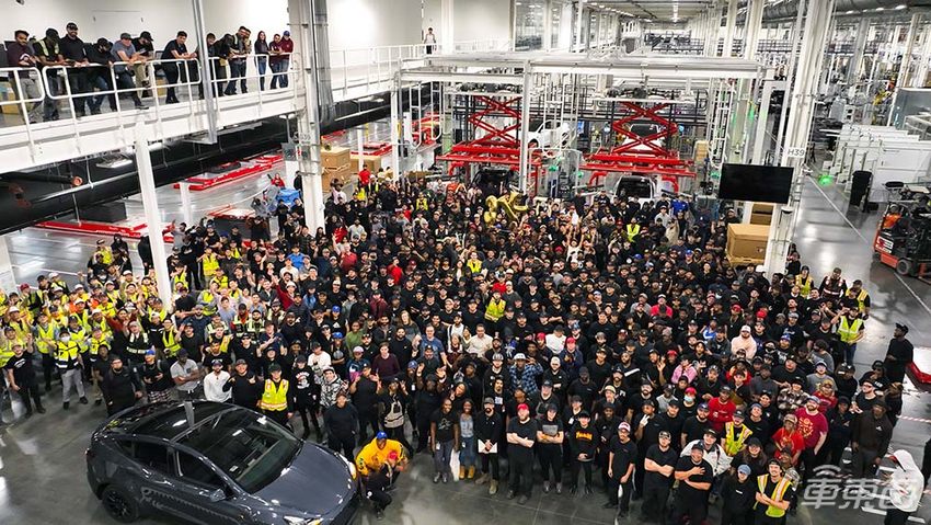 朱晓彤去美国了,但中国仍是特斯拉的未来