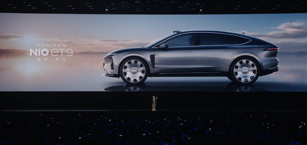 李斌拼了！新蔚来ES8再降1万29.88万开卖，ET9顶豪版也来了