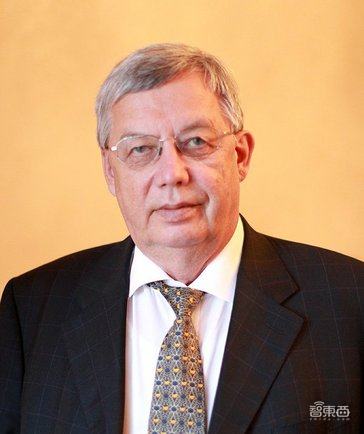 蘋果秋季春晚隱藏看點(diǎn)！Apple Watch工藝大改，這些大陸龍頭被帶飛