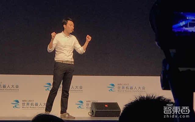 科沃斯全系家用机器人和服务机器人推新