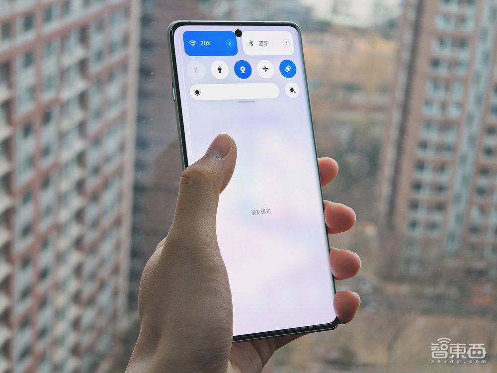 OPPO Find X7 Ultra深度体验:AI从尝鲜到常用,双潜望和自研潮汐架构亮眼