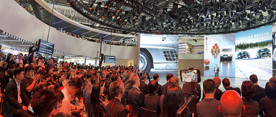 北京车展纯电GLC全球首秀、S级换代，奔驰展示全矩阵新品