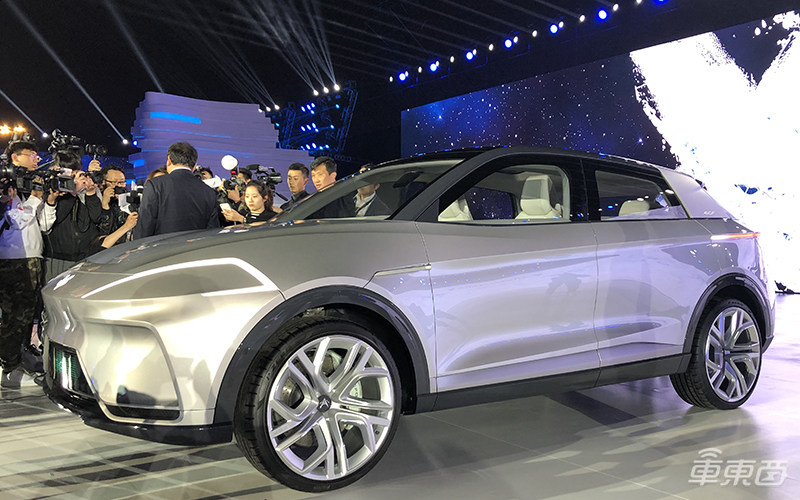 北汽新能源品牌升级大招!600公里续航SUV明年量产,与华为合作L3自动驾驶