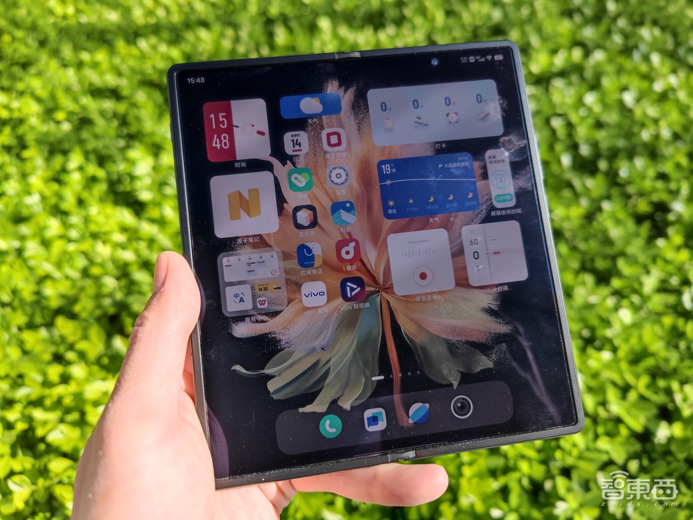 vivo X Fold折叠屏深度体验:三星华为都没做到的,vivo做到了