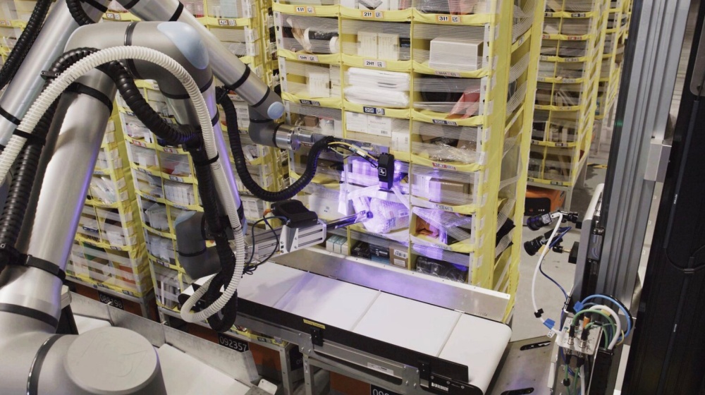 亚马逊部署“触觉”机器人,Vulcan将接管仓库高频补货任务