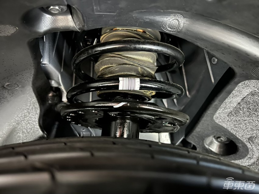 全新BMW i3上市!智能成为核心配置,能成为2022年新爆款吗?