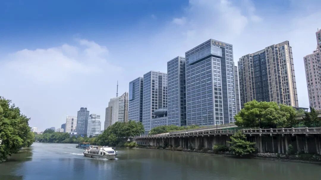 黄仁勋口中的“中国硅谷”，正在批量生产AI独角兽