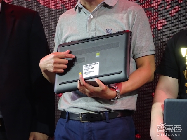 最薄10.4mm笔记本 HP Spectre国内首发7999元