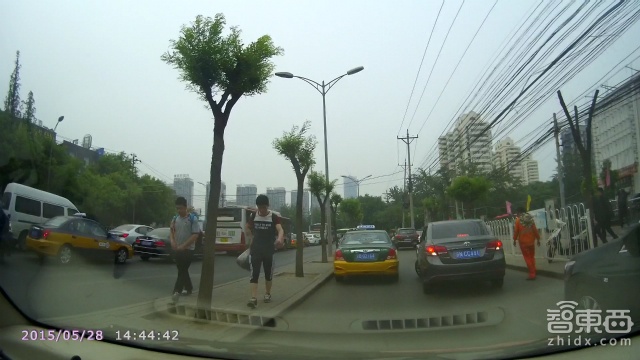 首发体验:360 行车记录仪到底怎么样