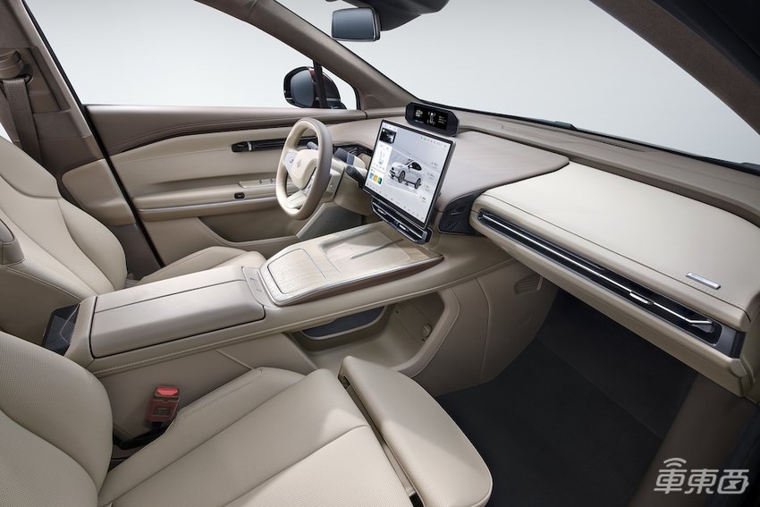 埃安昊铂HT 21.39万起售,配备鸭翼门,瞄准Model Y