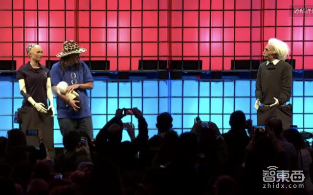 起底机器人第一网红Sophia 让AI圈老教授都不淡定了