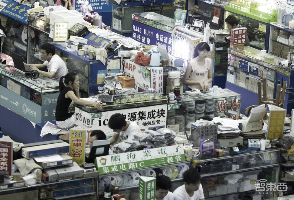 iPhone 13只要548元?暴力拆解山寨机,芯片竟是7年前的货