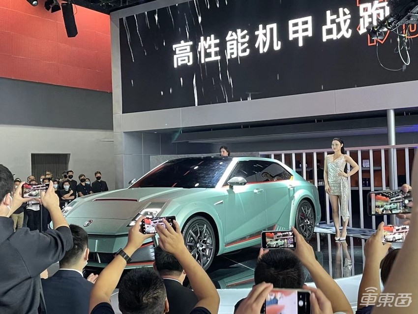 对话沙龙汽车CEO：我们为什么造了台猛男电动车？