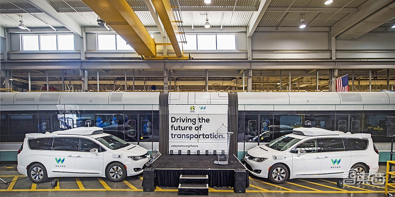 谷歌泪奔！研发10年后，无人出租车开始收费