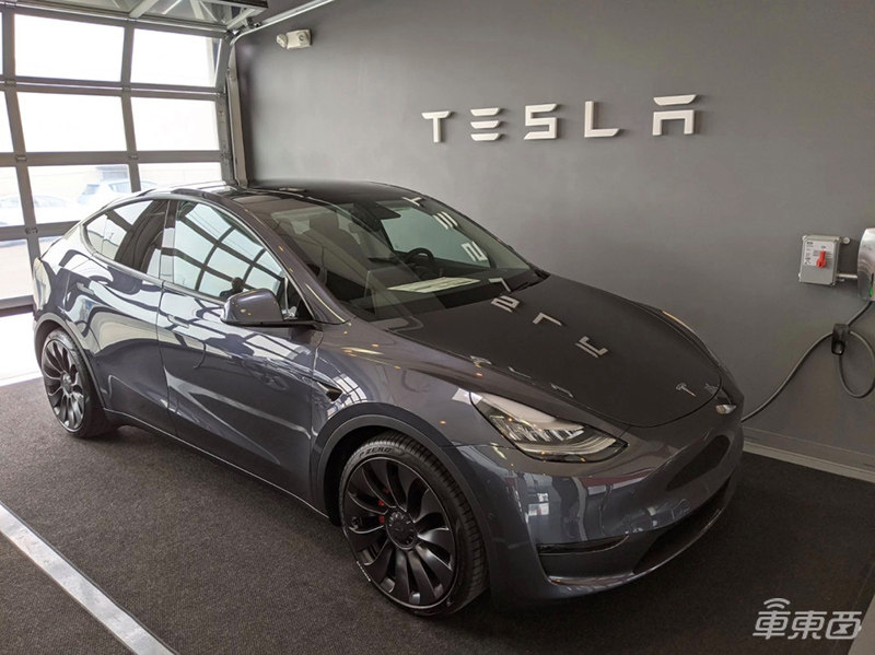 特斯拉Model Y低调交付！一文看完与Model 3十大不同【附视频】
