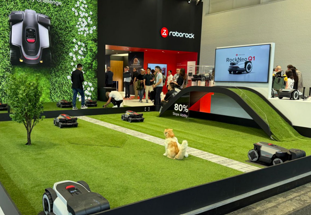 暴走IFA展会带来八大看点!宇树机器人表演秀翻老外,国产AI眼镜攻陷欧洲,“电动老头乐”也来了