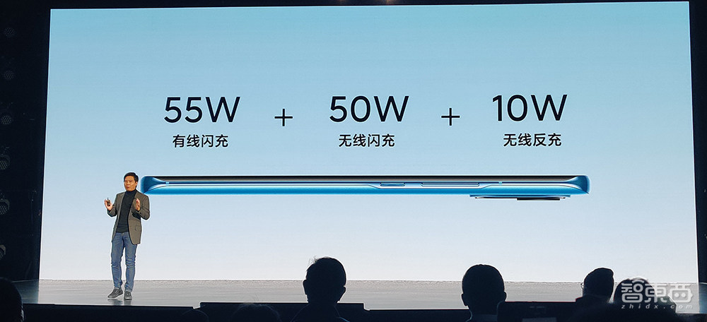 全球首发骁龙888，2K 120Hz四曲面屏，小米11哪里是“轻装上阵”！