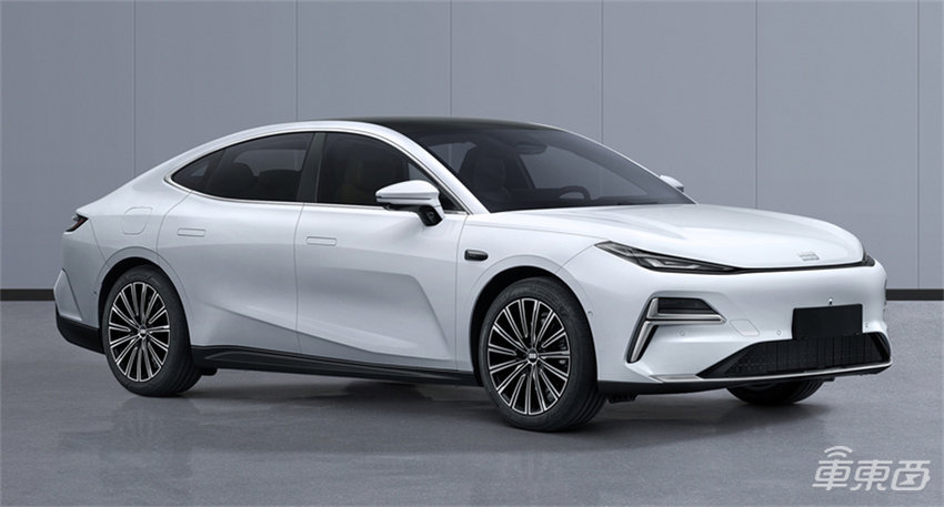 小米两座版新车曝光!华为三款旗舰车型更新,蛇年工信部首场车展来了