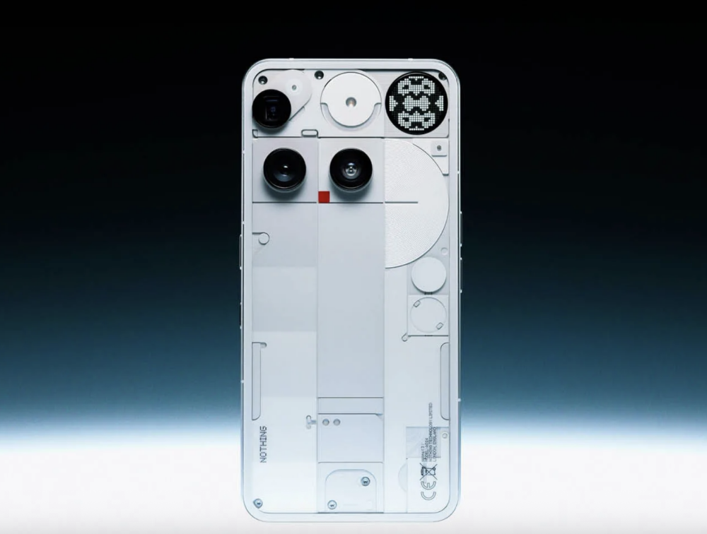 一加联合创始人海外创业4年，发布第一款旗舰AI手机，卖5726元