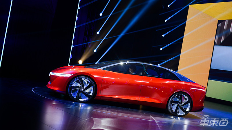 中国车市一哥亮出纯电王炸!新能源市场要变天