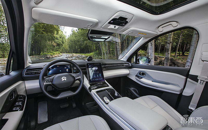 蔚來首次敞開造車車間！李斌現(xiàn)場回應(yīng)質(zhì)量質(zhì)疑，透露新車進(jìn)展