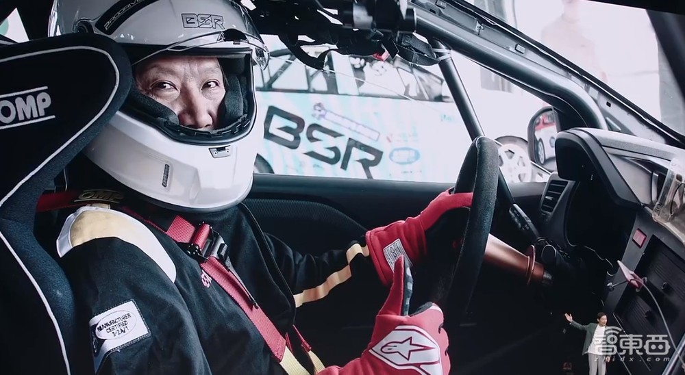 14句话看完雷军年度演讲!小米造车细节首揭秘,大气回应董明珠质疑