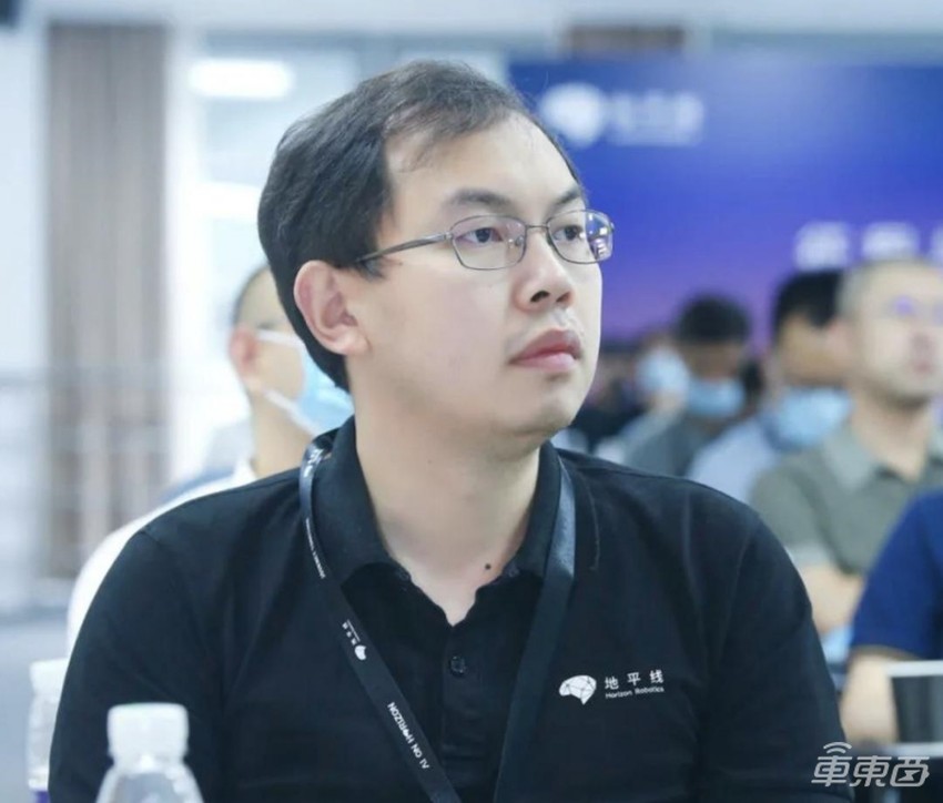 40天内8位大佬出走,车企供应商都有!自动驾驶圈“人来人往”