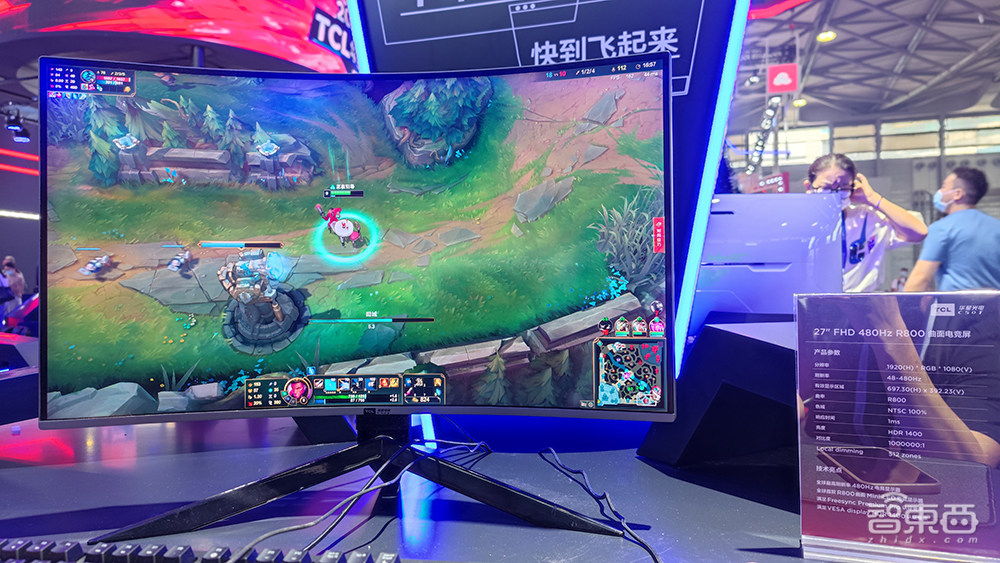 TCL瞄准百亿MiniLED市场,从百吋8K大屏到卷轴屏,秀数十款重磅产品