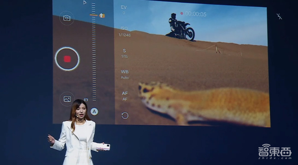 游戏手机揭幕战!iQOO 7能否顶住“火龙888”?安兔兔1W分险胜小米