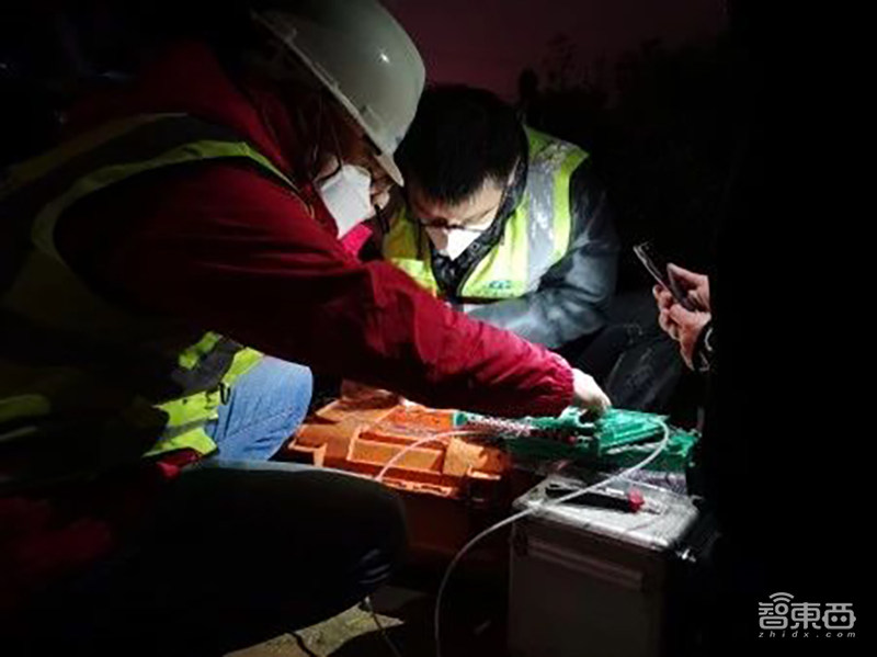 中国科技大战新冠肺炎！追着病毒打，排查消毒看病制药全面阻击